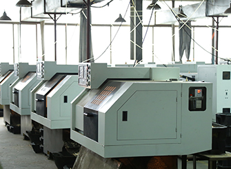 數(shù)控精加工車間-乾宇集團(tuán)有限公司